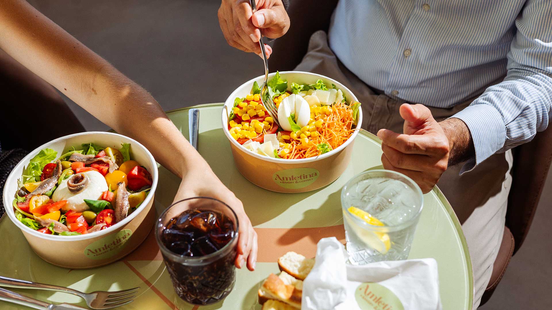 Amletina prodotti pranzo gastronomia insalate