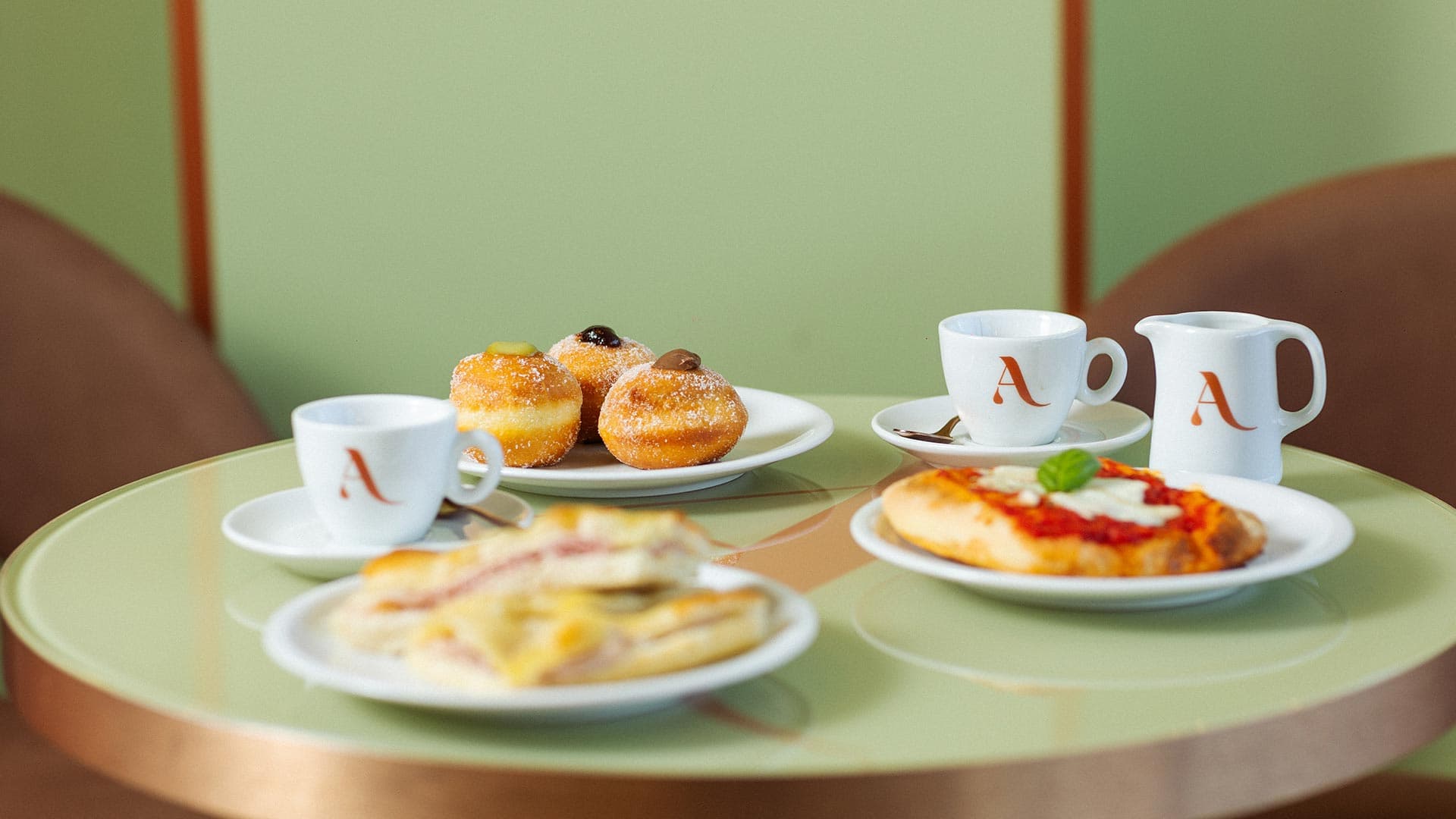 Amletina tavolo con cibo